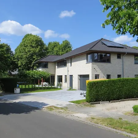 Frühstückspension Mentari 3*